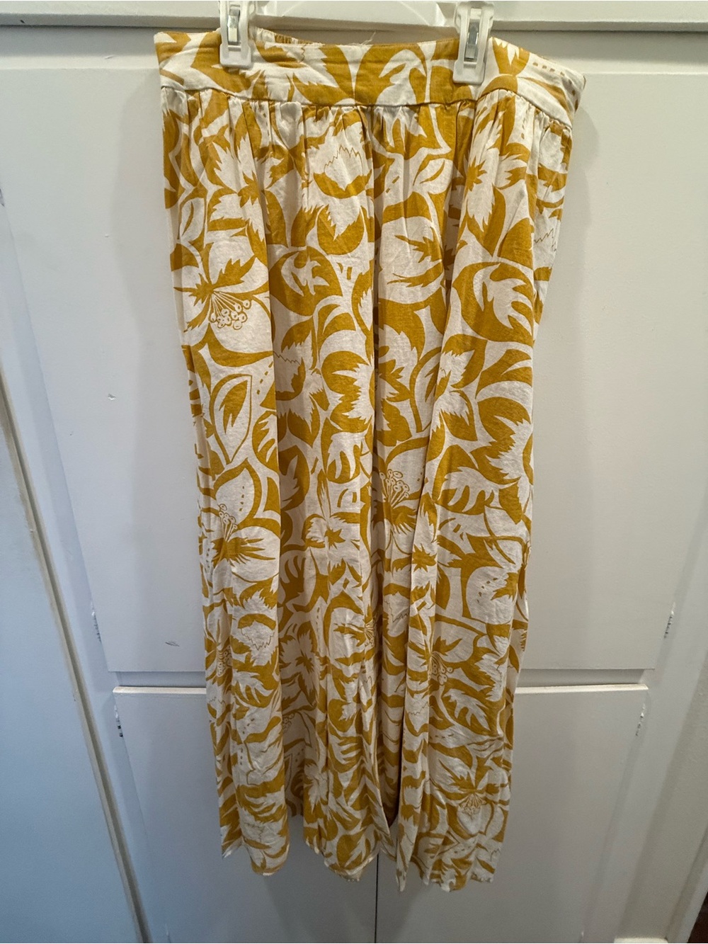 Madewell Mustard and White Floral skirt size xl and tank size small